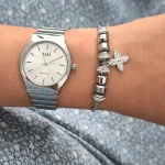 ساعت مچی زنانه کیو اند کیو Q&Q Q72B-001PY - Image 2