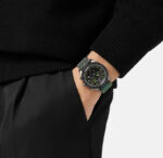 ساعت مچی مردانه ورساچه VERSACE V VE6K00223 - Image 2